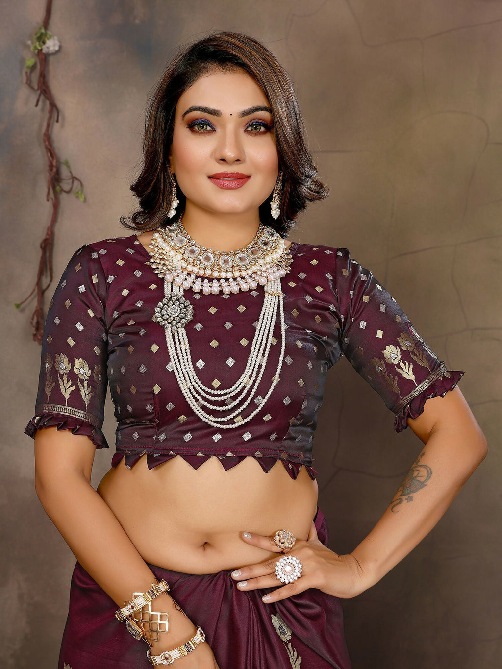 Joban Fashion Maroon Floral & Botanical Motifs Satin Silk Banarasi Silk Saree | Grocsy