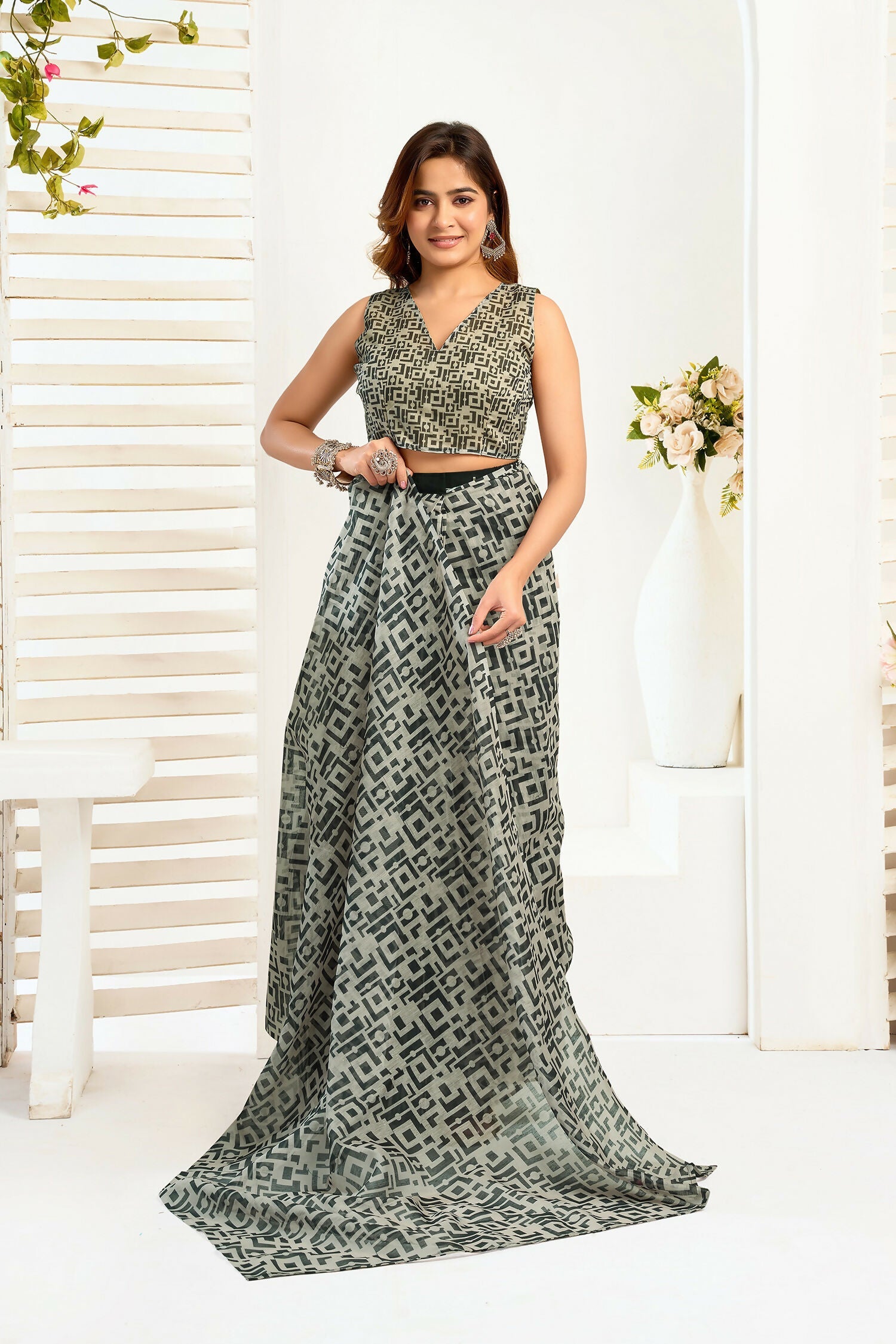 Joban Fashion Grey  Geomatric Color Block Linen Ready To Wear Saree With Unstitched Blouse | Grocsy