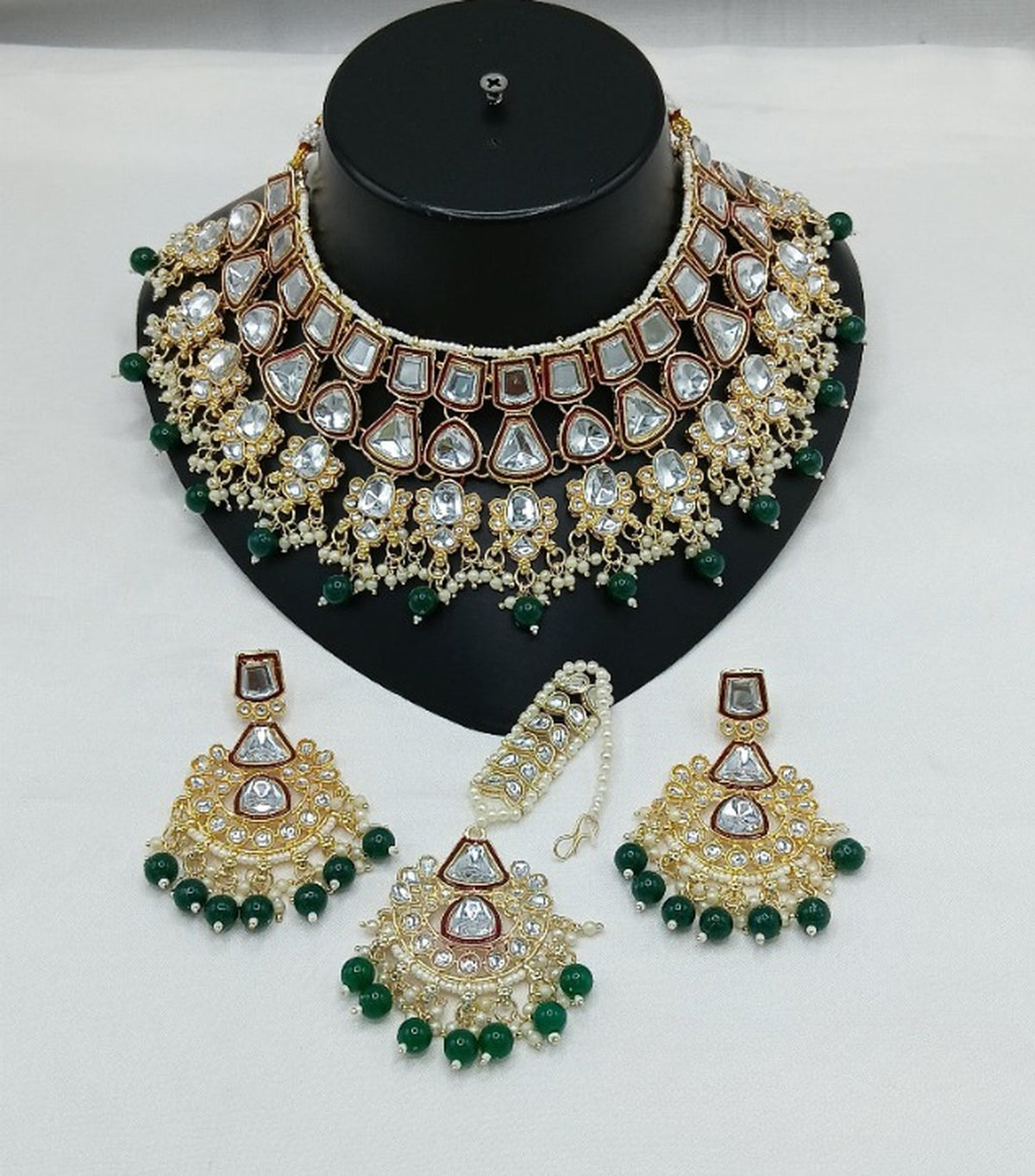Jewel City Royal Kundan Bridal Jewelry Set - Emerald Green & Crystal Choker with Earrings & Maang Tikka | Grocsy