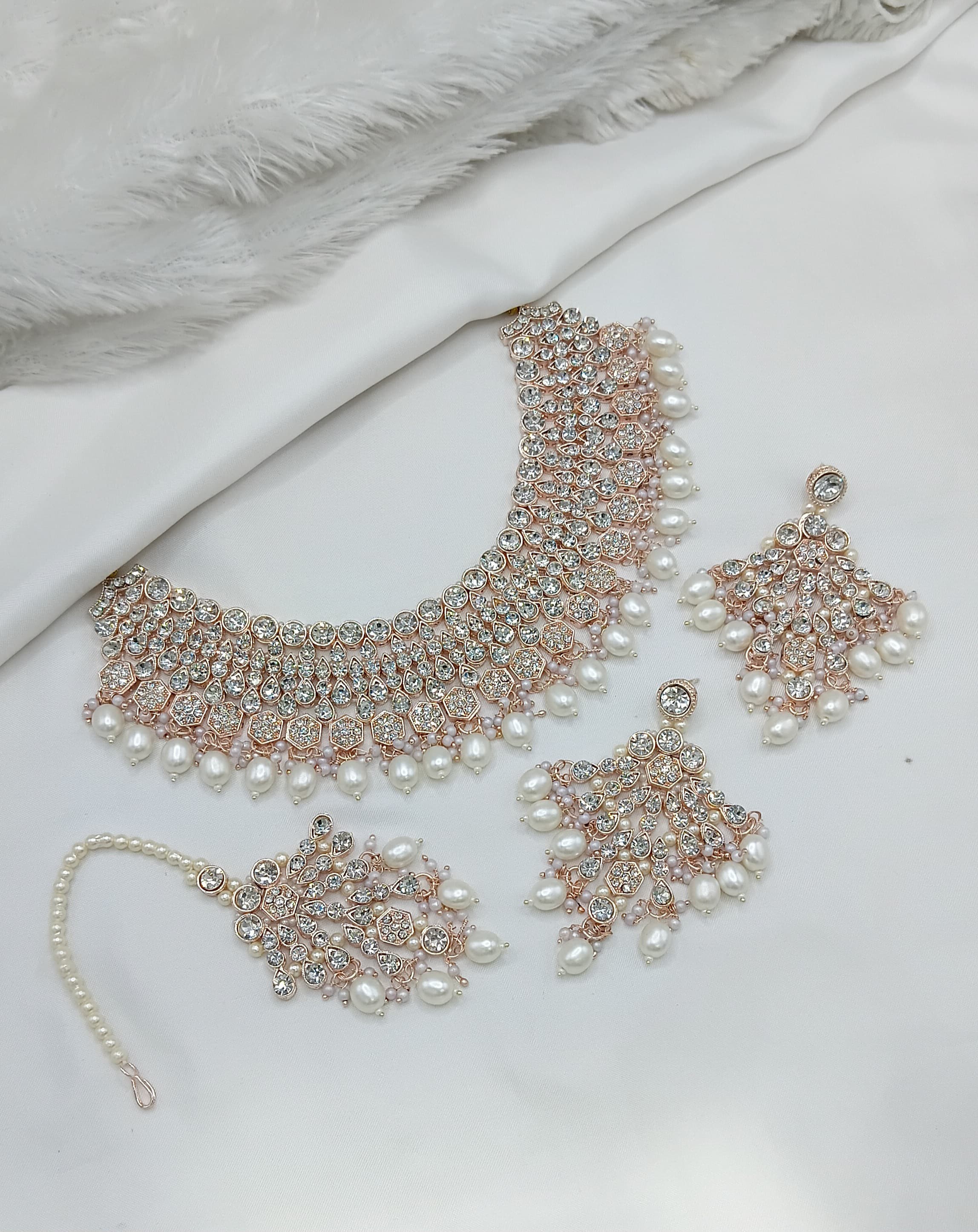 Jewel City Elegant Gold-Plated Kundan Pearl Bridal Jewelry Set Traditional Handcrafted Necklace, Earrings and Maang Tikka | Grocsy