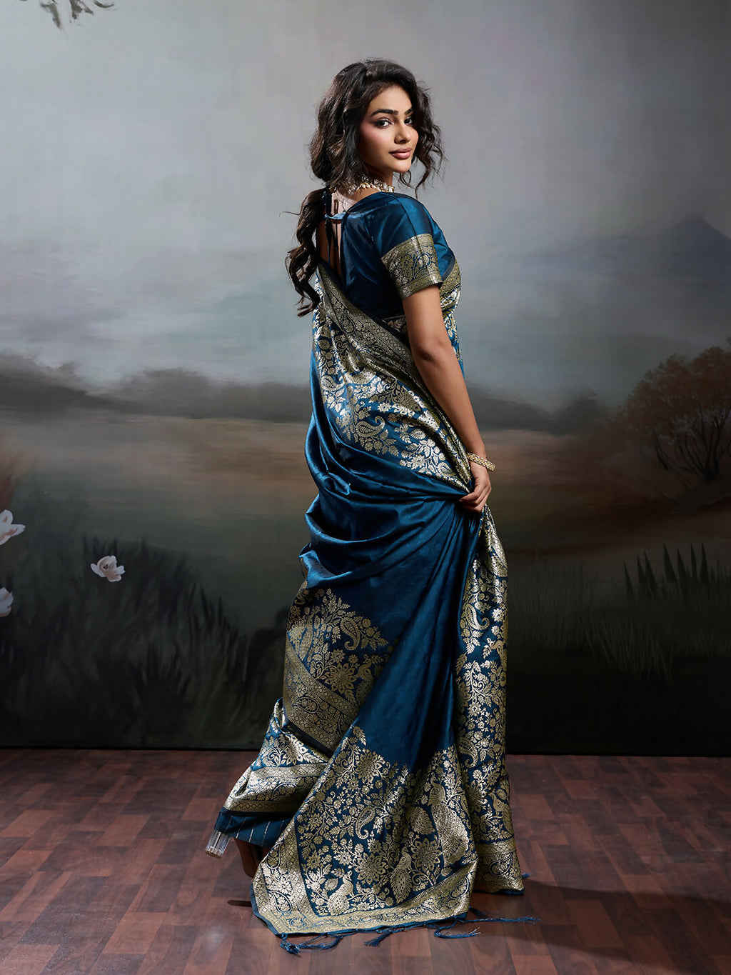 Shree Shyam Fashion Navy Blue Silk Blend Saree | Grocsy