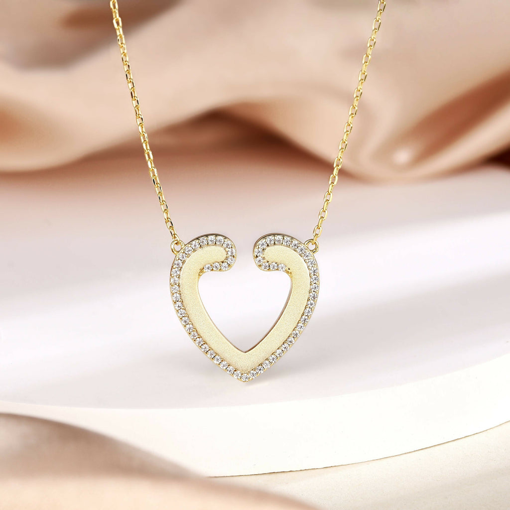 Cauer CAUER 925 Sterling Silver Moissanite Round Pendant Chain | Grocsy