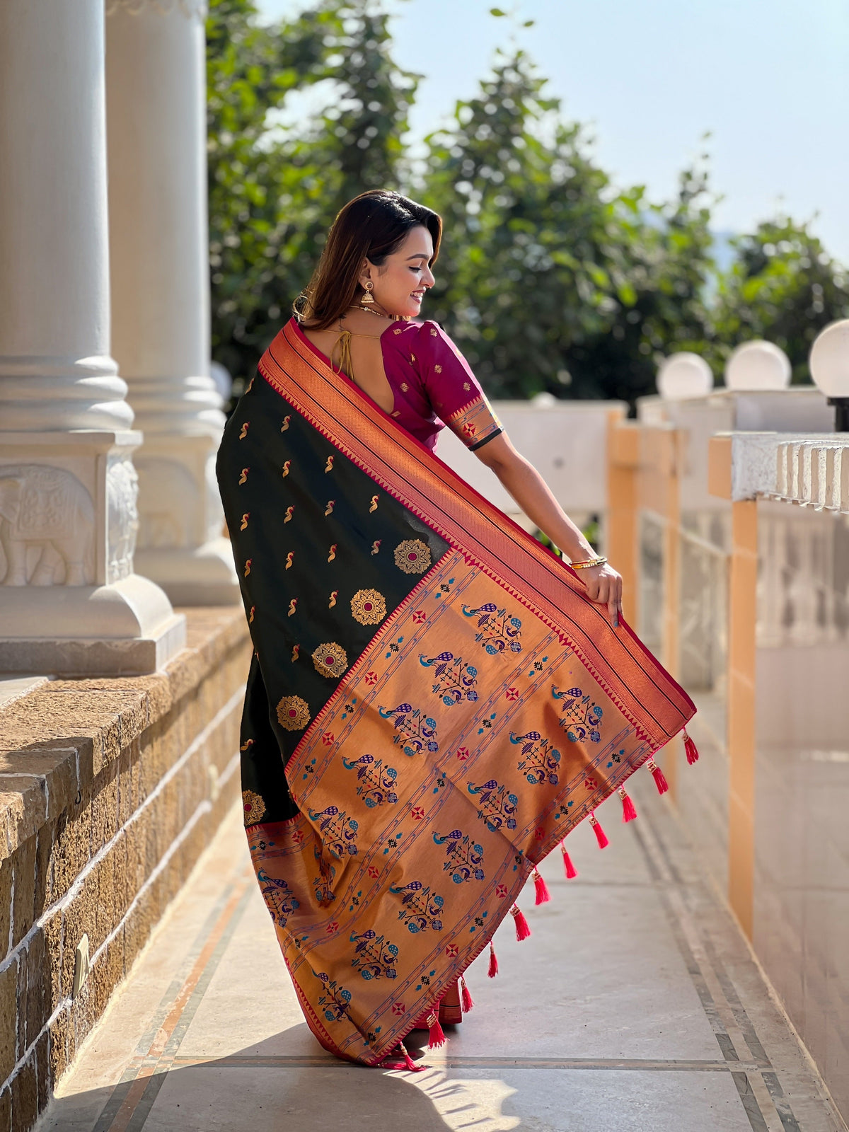 Vedant Vastram Soft Litchi Silk Paithani Jacquard Saree - Green | Grocsy