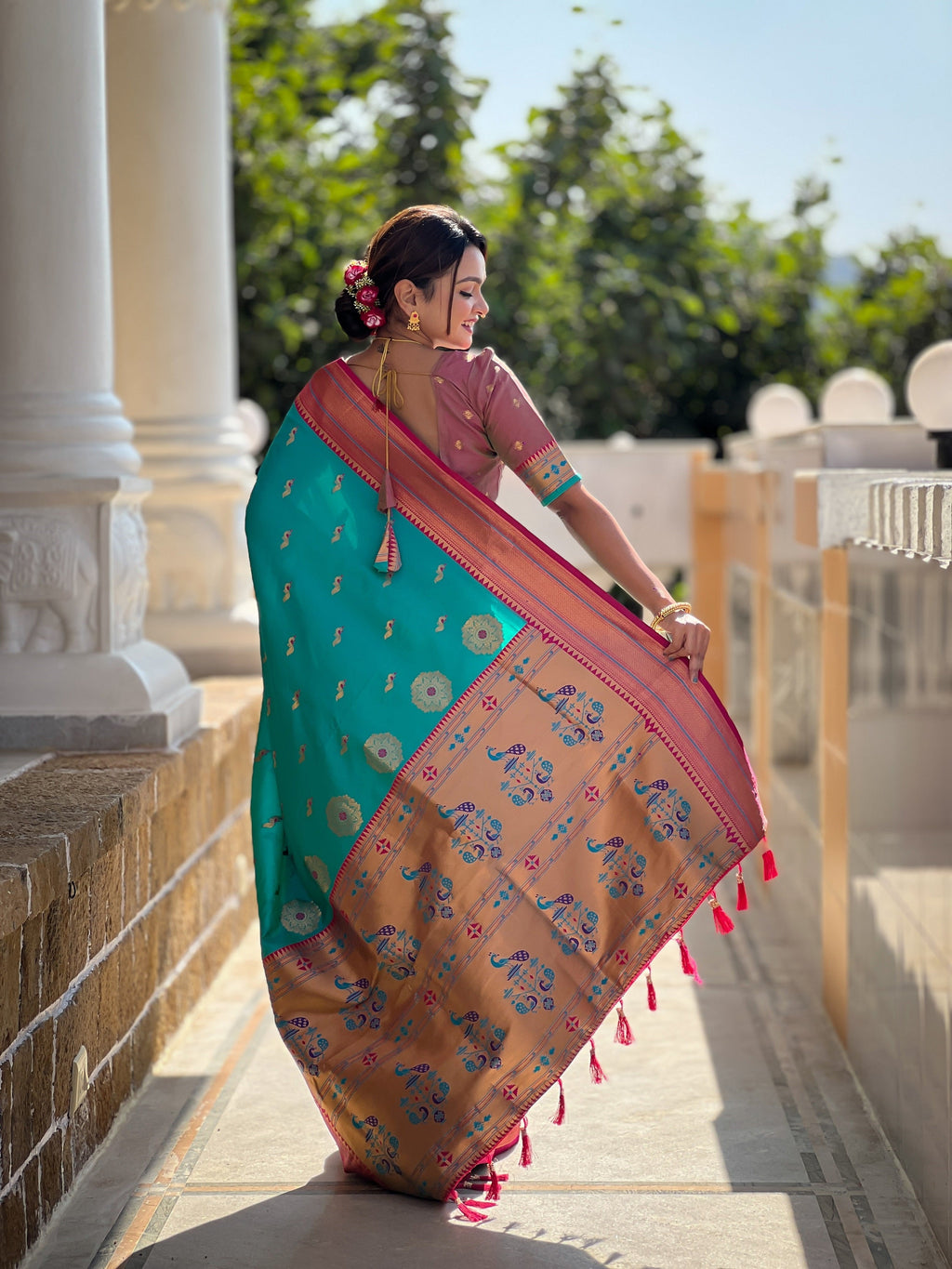 Vedant Vastram Soft Litchi Silk Paithani Jacquard Saree - Rama | Grocsy