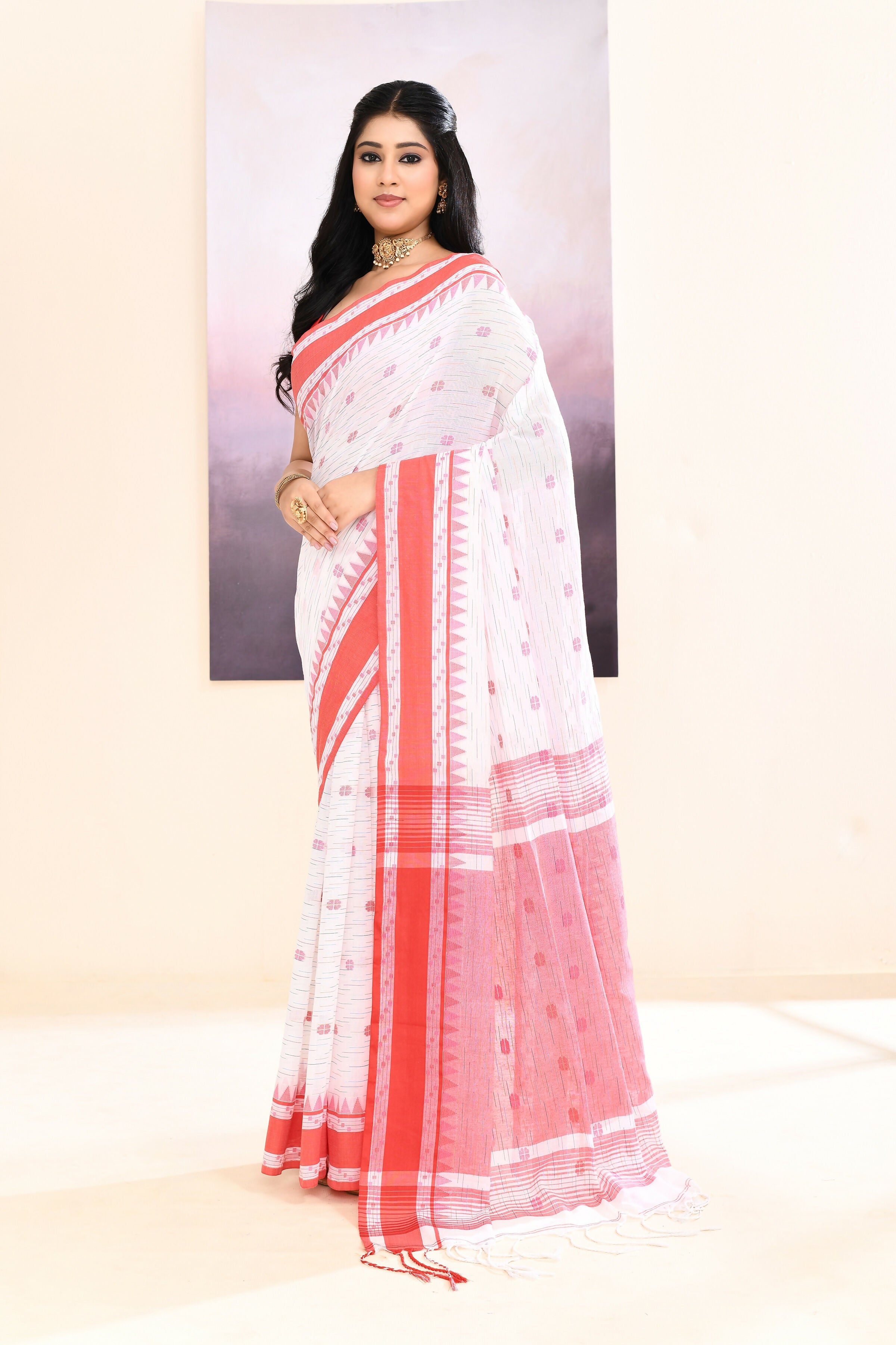 Piyari Fashion Women's White Embellished Cotton Saree | Grocsy