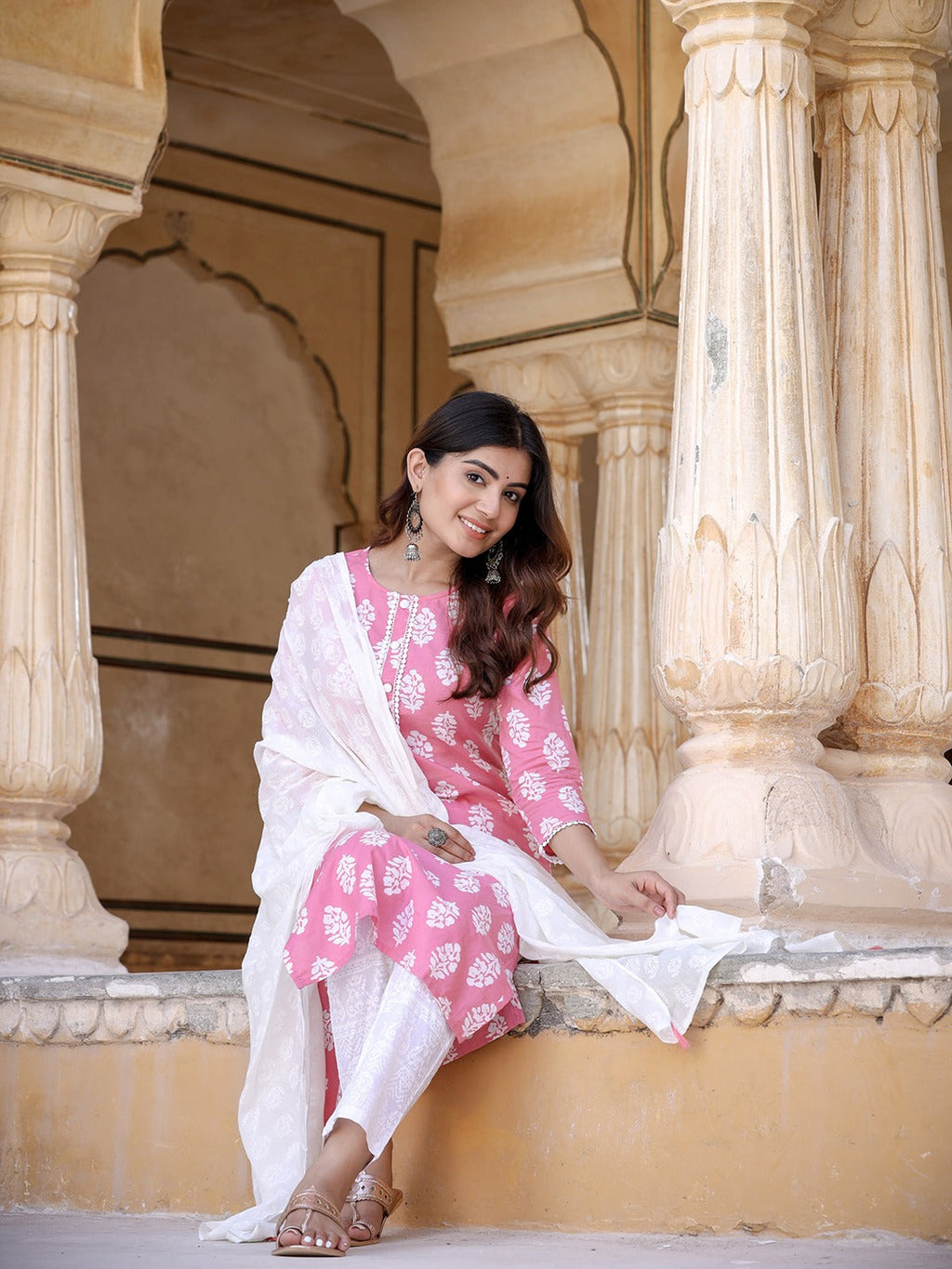 Yufta Pink Ethnic Motifs Printed Dupatta Set | Grocsy