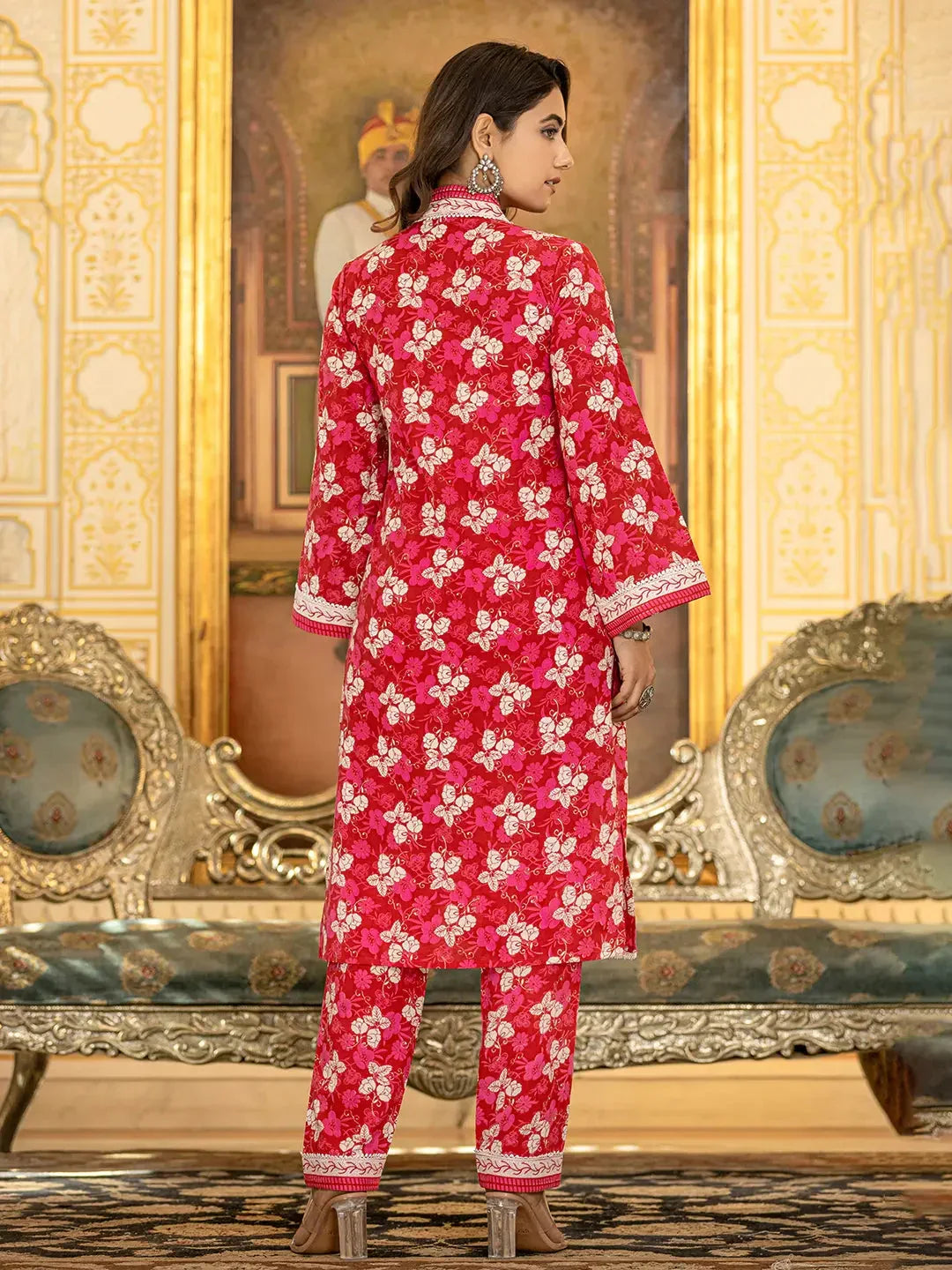 Yufta Pink Floral Print Straight Pakistani Style Kurta Trouser And Dupatta Set | Grocsy