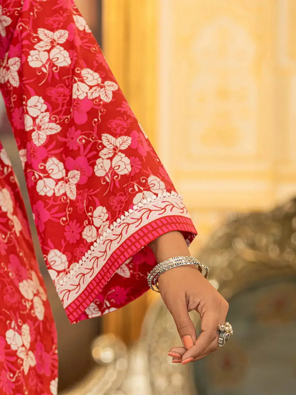 Yufta Pink Floral Print Straight Pakistani Style Kurta Trouser And Dupatta Set | Grocsy