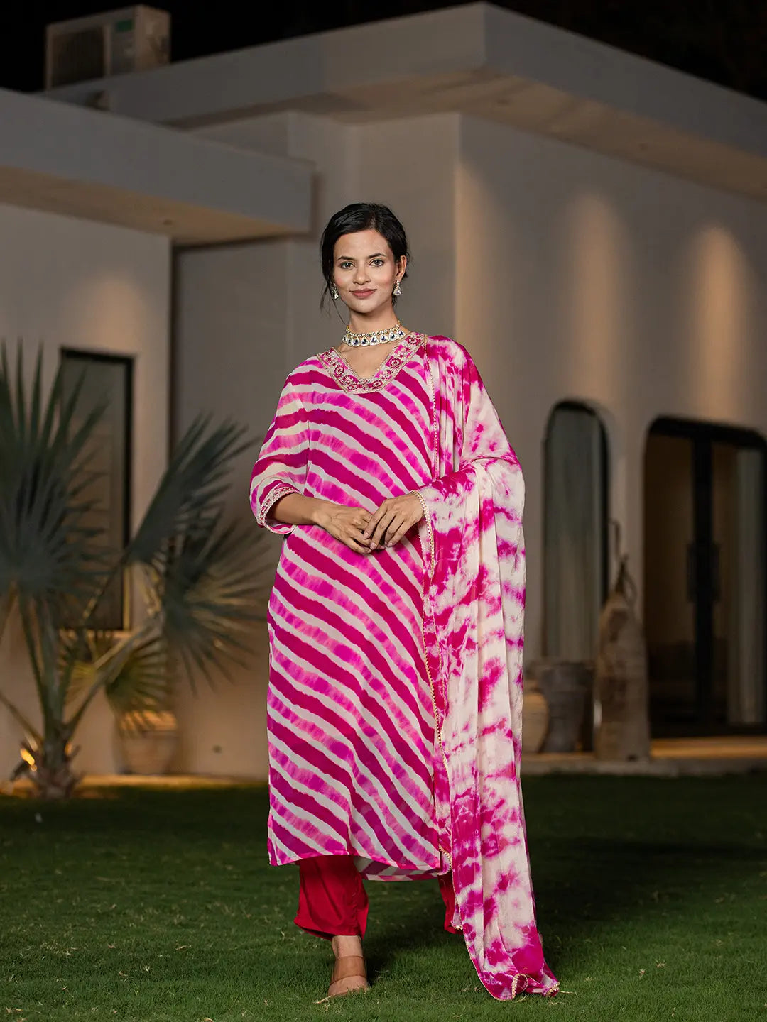 Yufta Pink Leheriya Print Poly Georgette Straight Suit Set | Grocsy