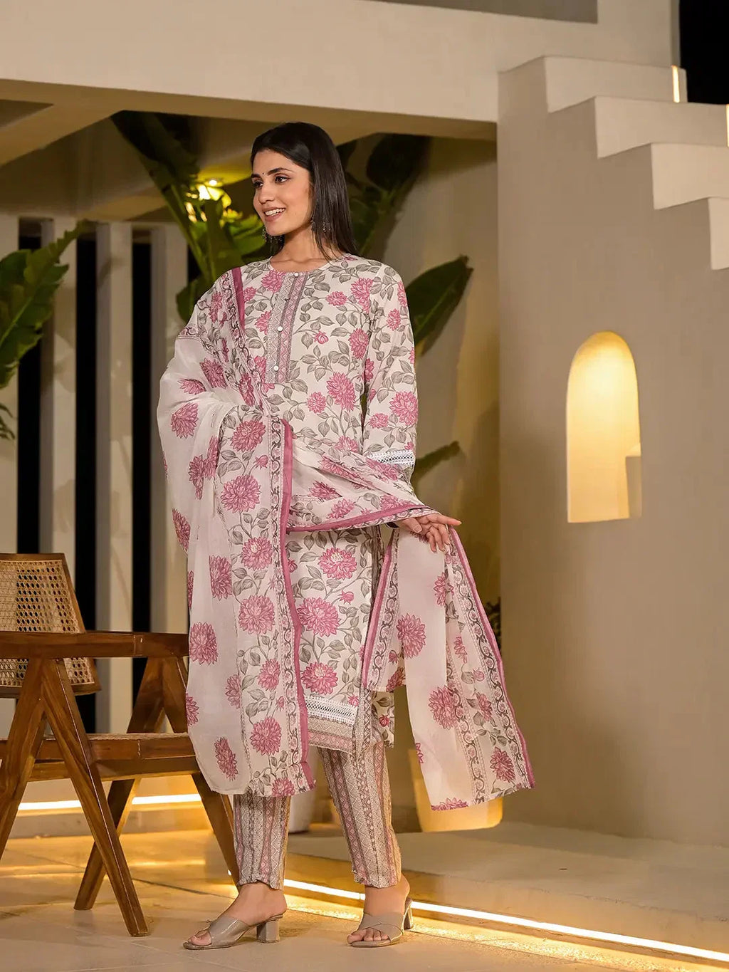Yufta Pink Pure Cotton Floral Print Kurta With Trousers And Dupatta Set | Grocsy