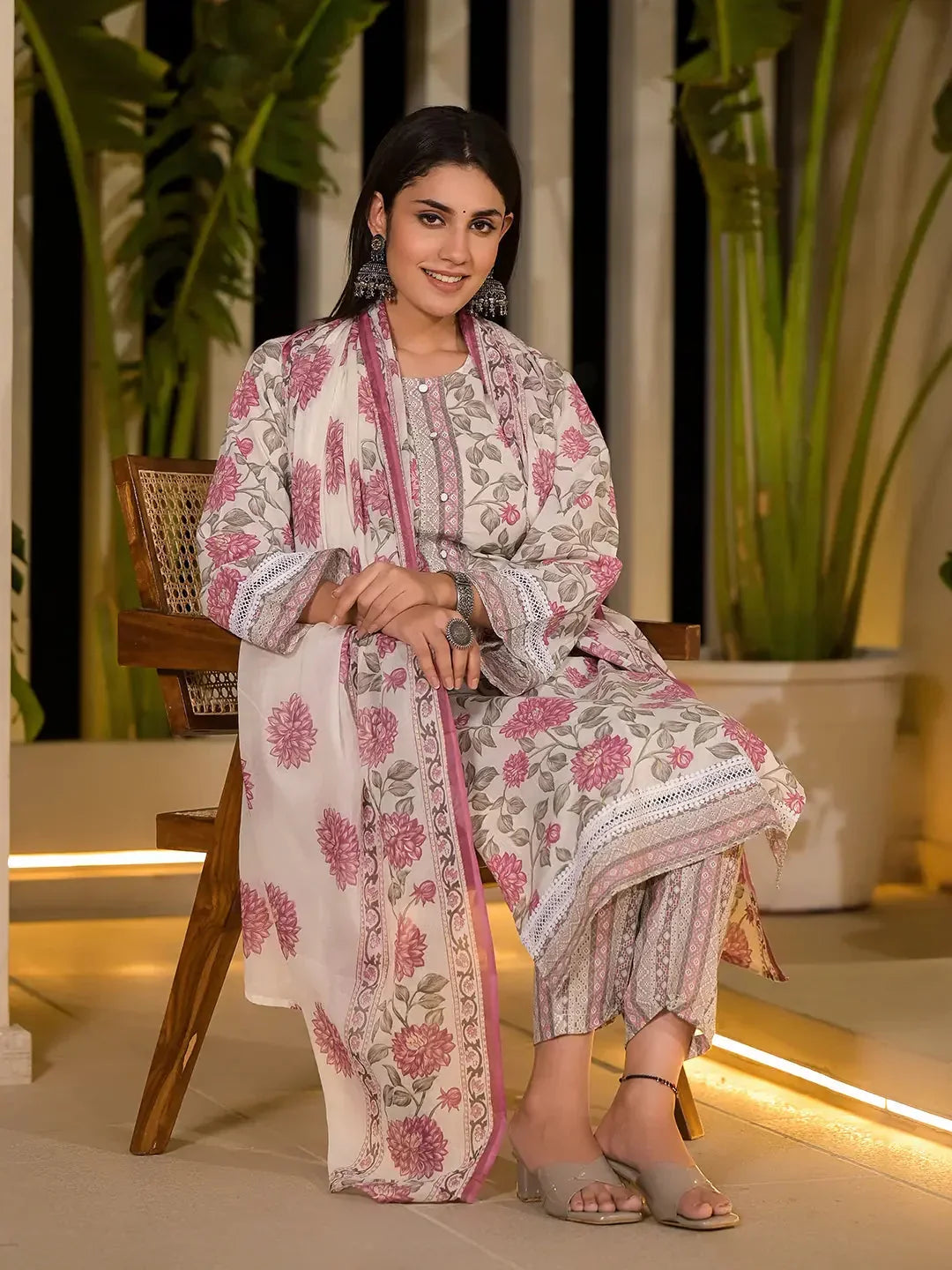 Yufta Pink Pure Cotton Floral Print Kurta With Trousers And Dupatta Set | Grocsy