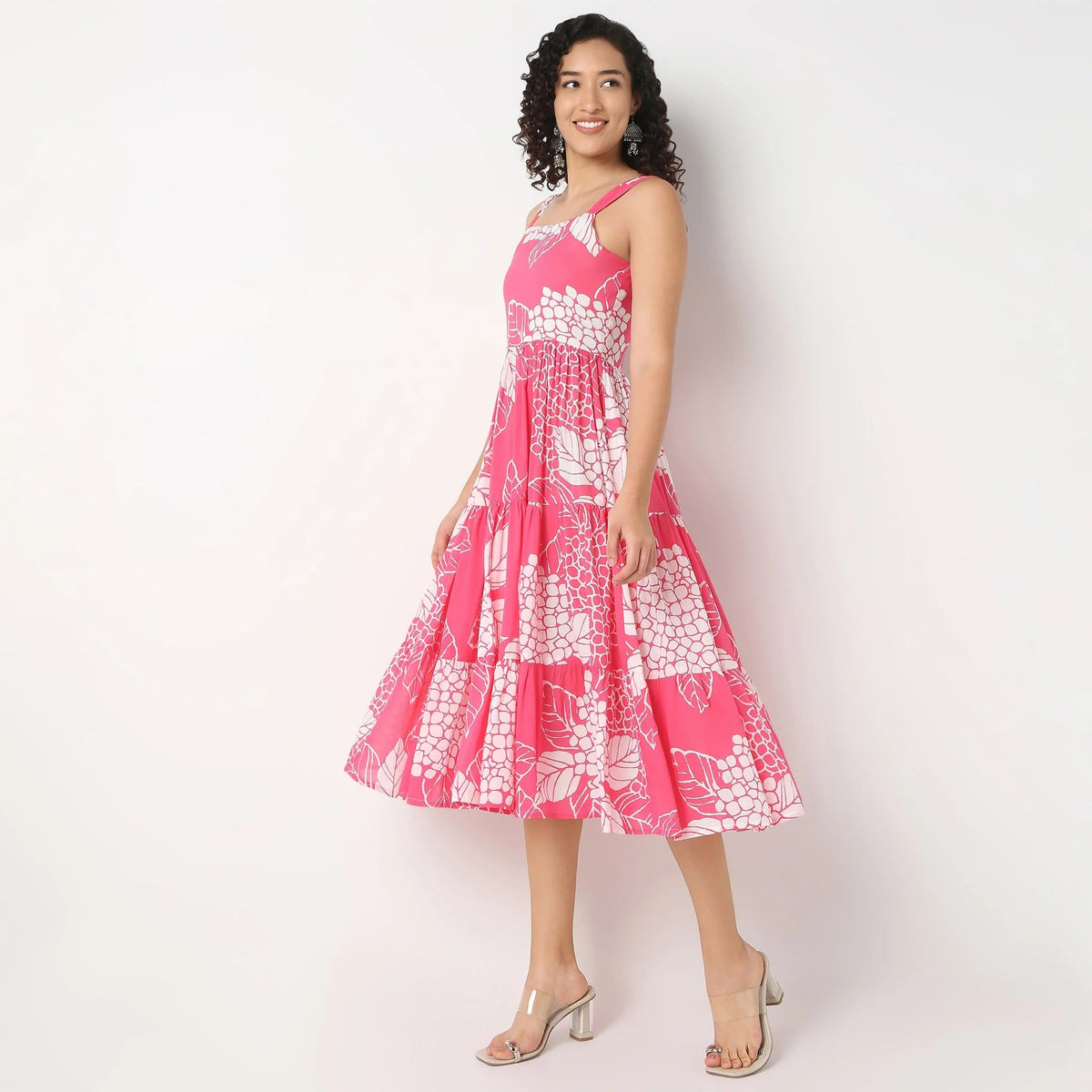 Pimu Square-Neck Maxi Dress with Graphic Print-Green | Grocsy