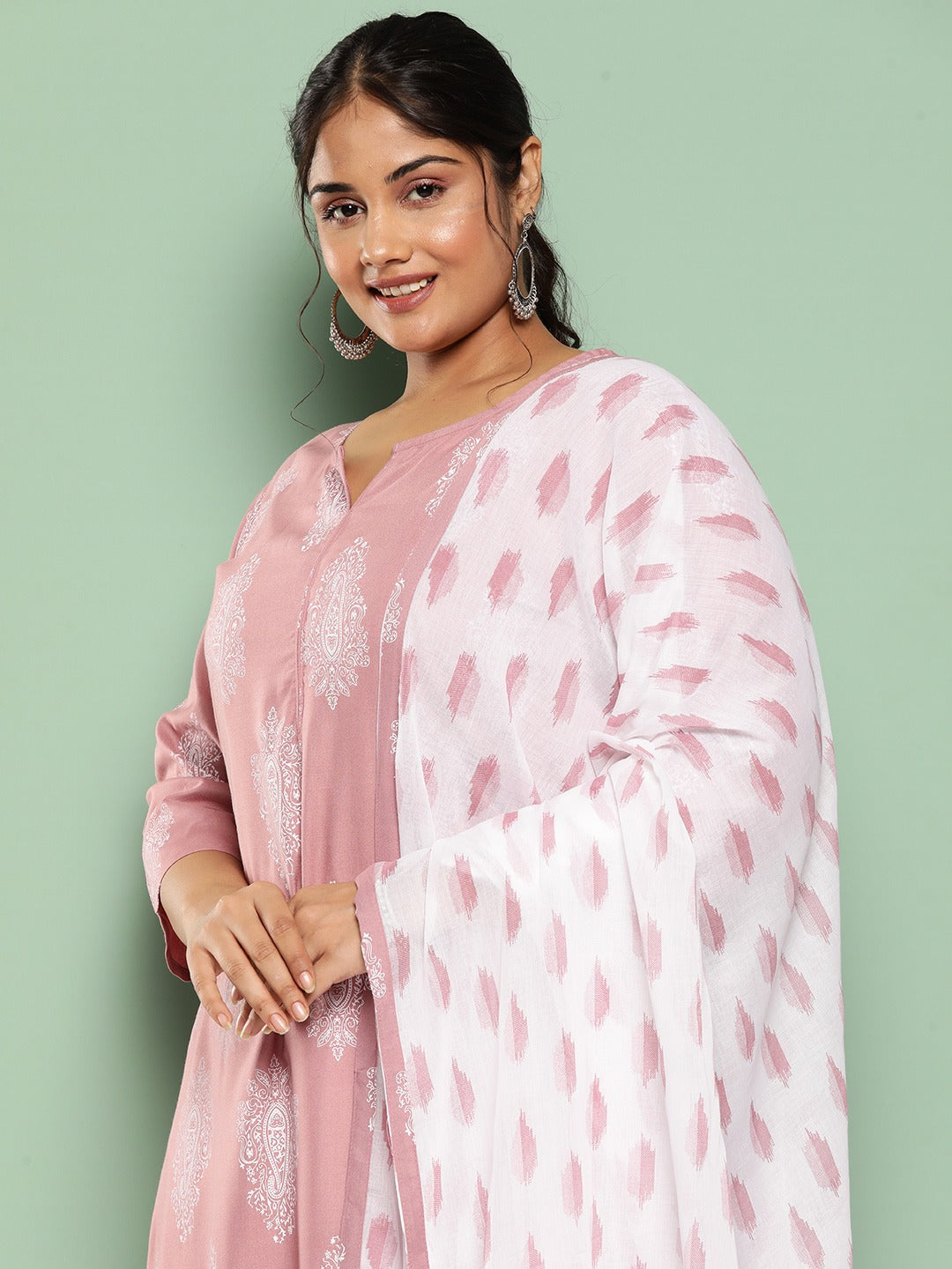 Yufta Plus Size Ethnic Motifs Printed Regular Kurta with Trousers & With Dupatta | Grocsy