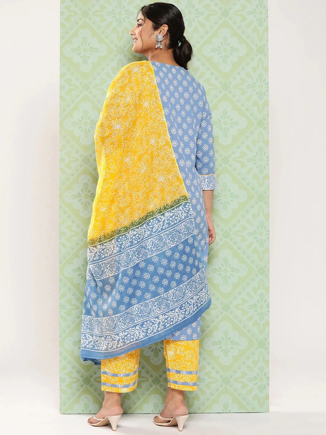 Yufta Plus Size Ethnic Motifs Printed Thread Work Pure Cotton Kurta Set | Grocsy