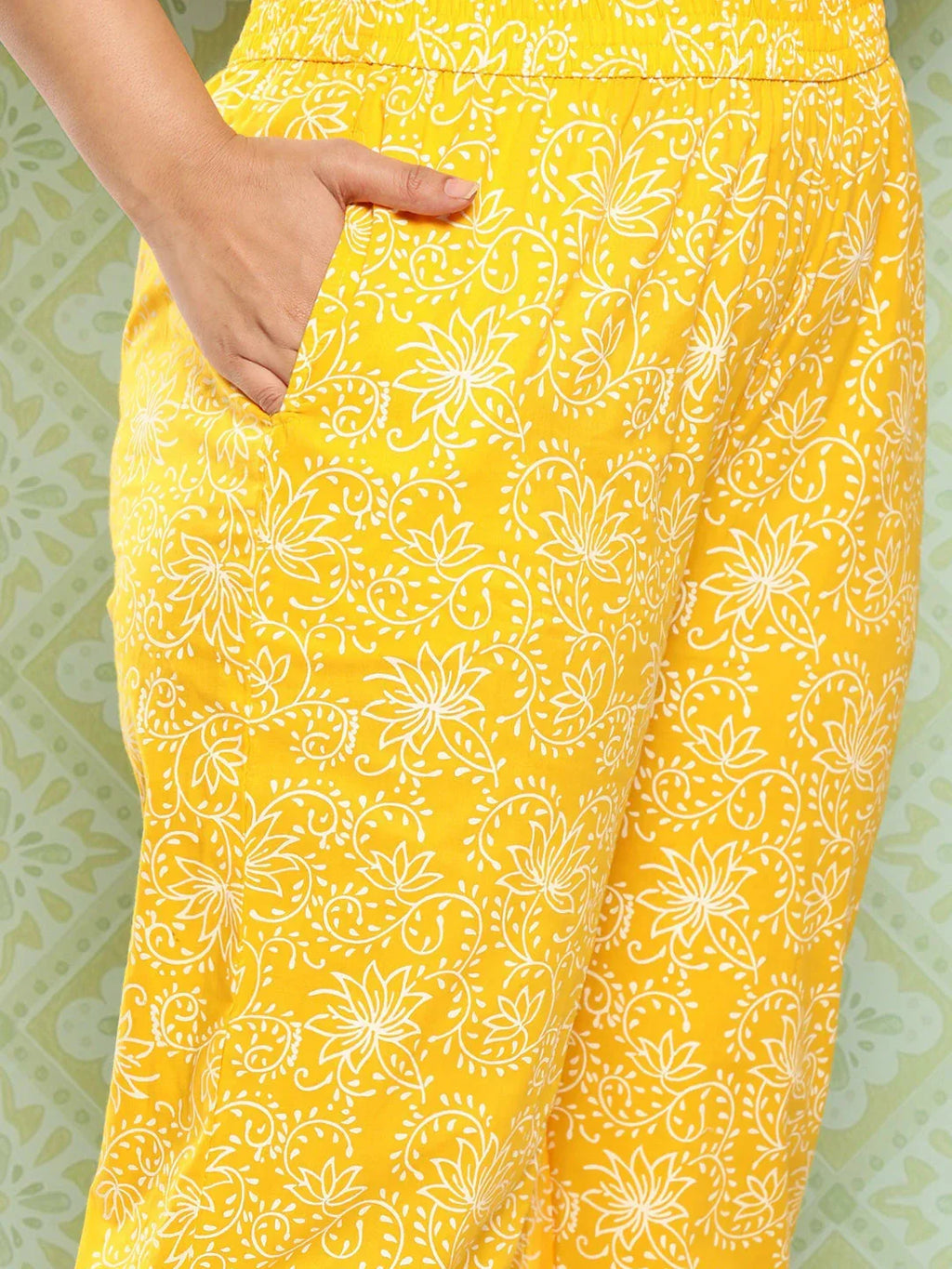 Yufta Plus Size Ethnic Motifs Printed Thread Work Pure Cotton Kurta Set | Grocsy