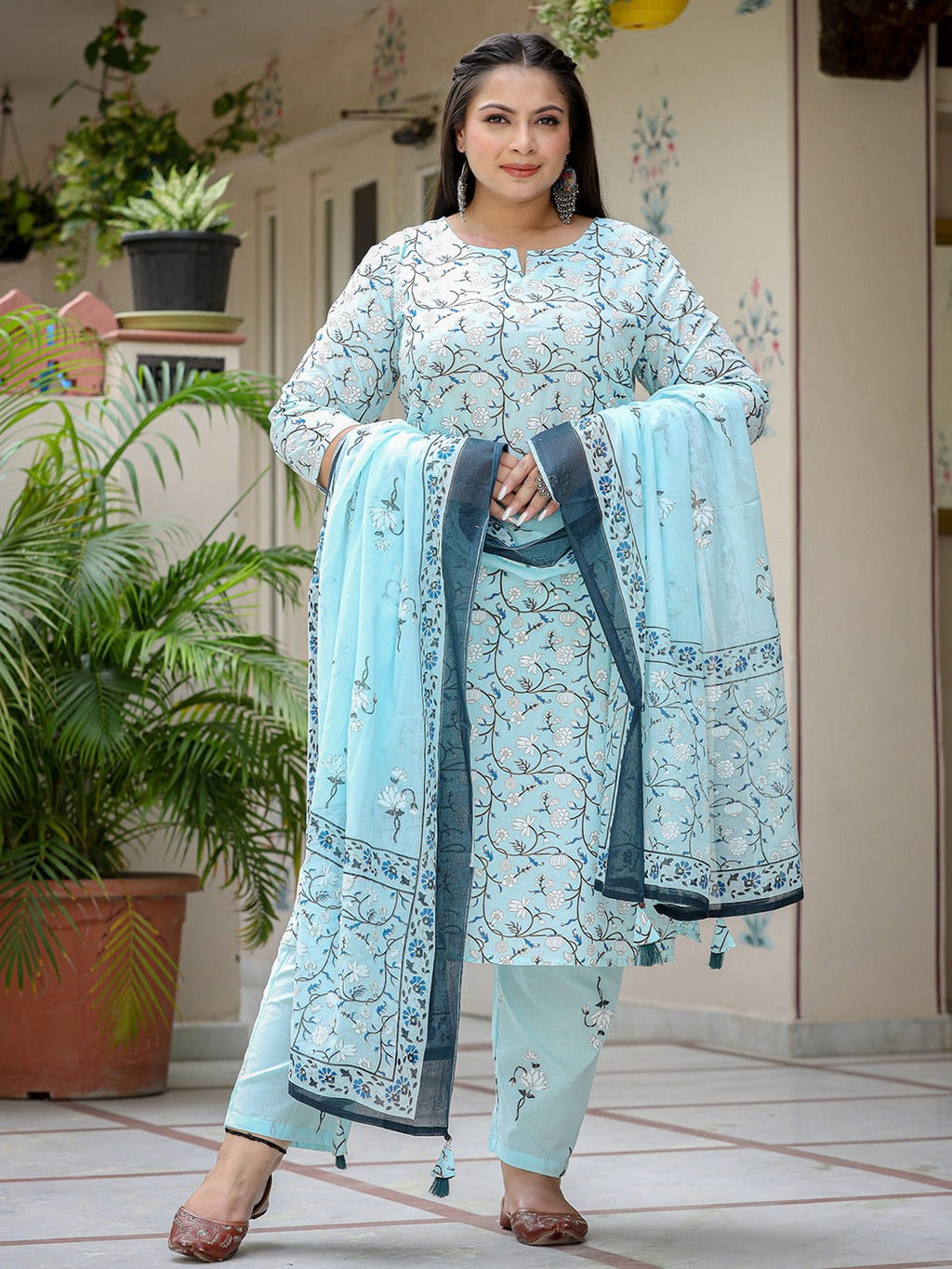 Yufta Plus Size Floral Cotton Kurta Dupatta Set | Grocsy
