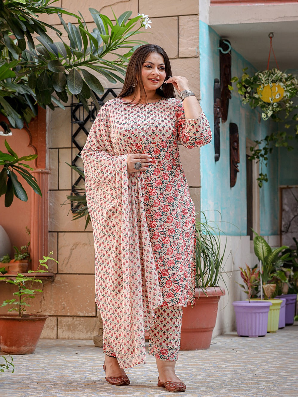 Yufta Plus Size Floral Printed Regular Pure Cotton Kurta with Trousers & Dupatta | Grocsy
