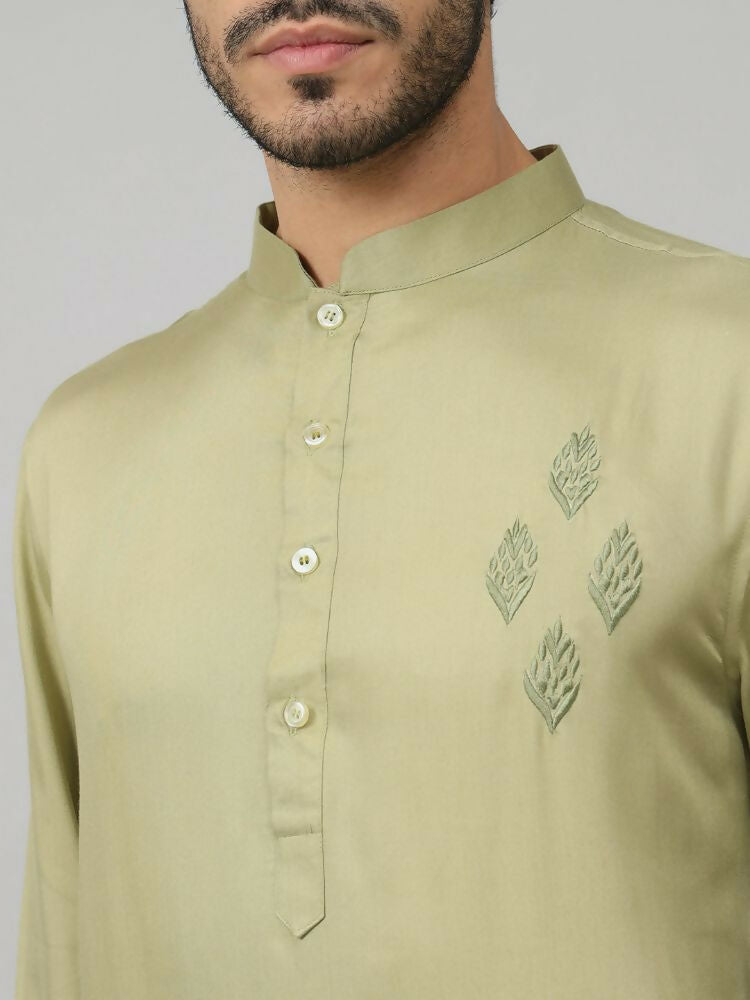 Motif Embroidered Cotton Kurta by Hilo Design | Grocsy