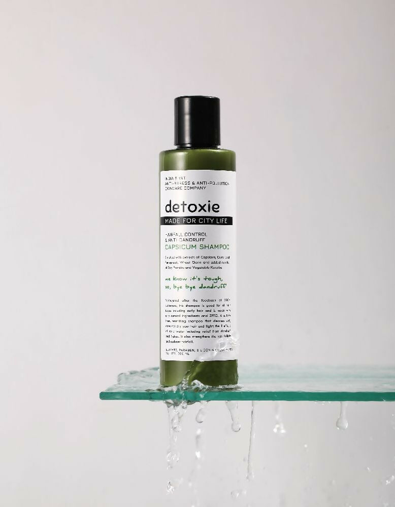 Detoxie Anti-Dandruff & Flake Relief Capsicum Shampoo | Grocsy