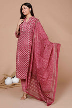 Miravan Women's Pink Straight Floral Printed Kurta & Palazzo With Dupatta Set | Grocsy