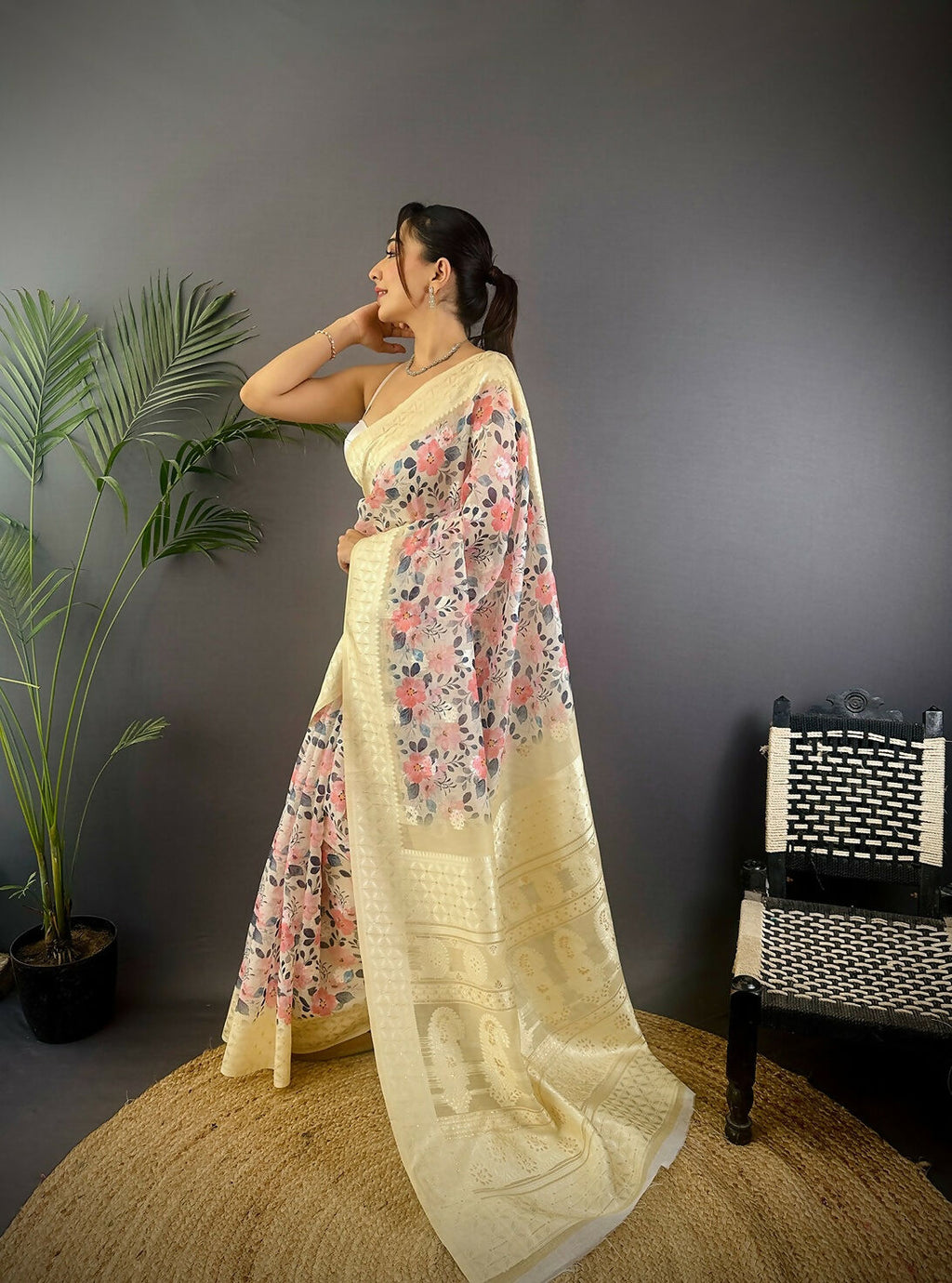 Joban Fashion Cream Floral Motifs Banarasi Silk Sarees | Grocsy