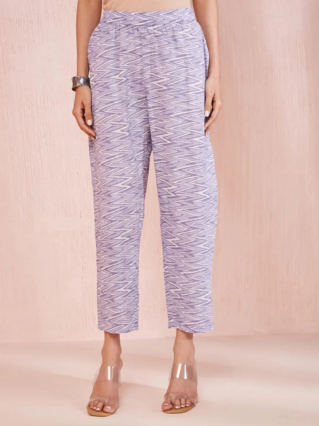 Yufta Purple And White Floral Print Lese Sleeves V-Neck Straight Kurta Trouser Set | Grocsy