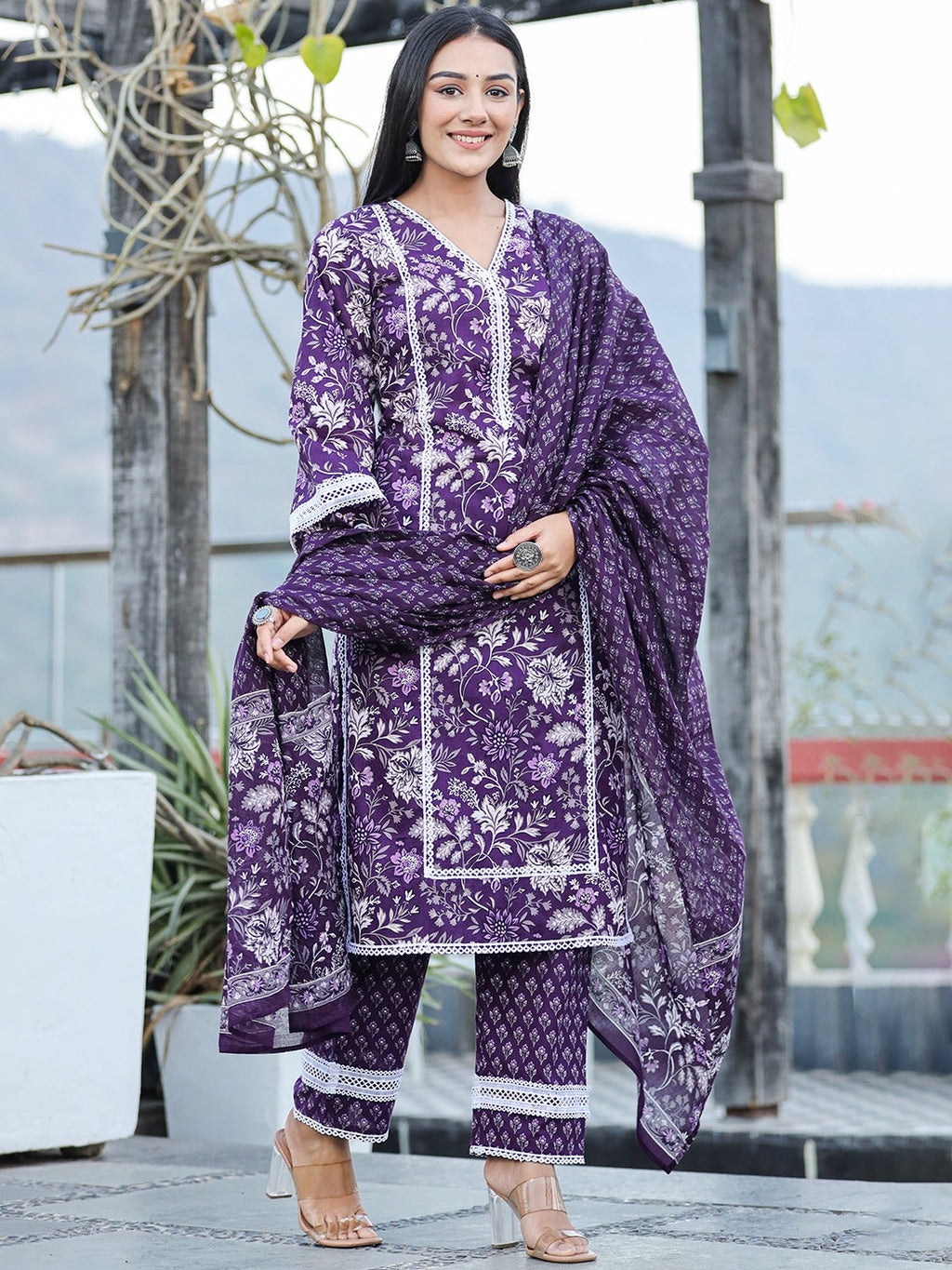 Yufta Purple pure Cotton kurta dupatta set with Thread_Work detailing | Grocsy