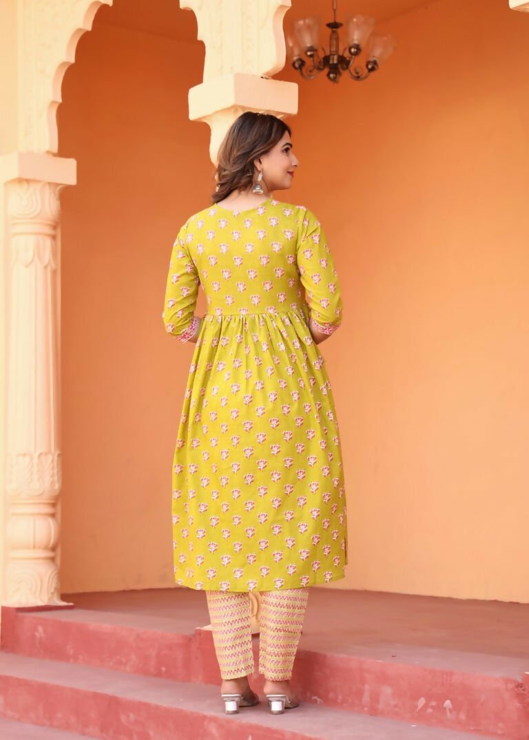 Alvano Printed Naira Cut Kurti Kurti with Pant and Dupatta Set for Women's and Girls Cotton | Grocsy