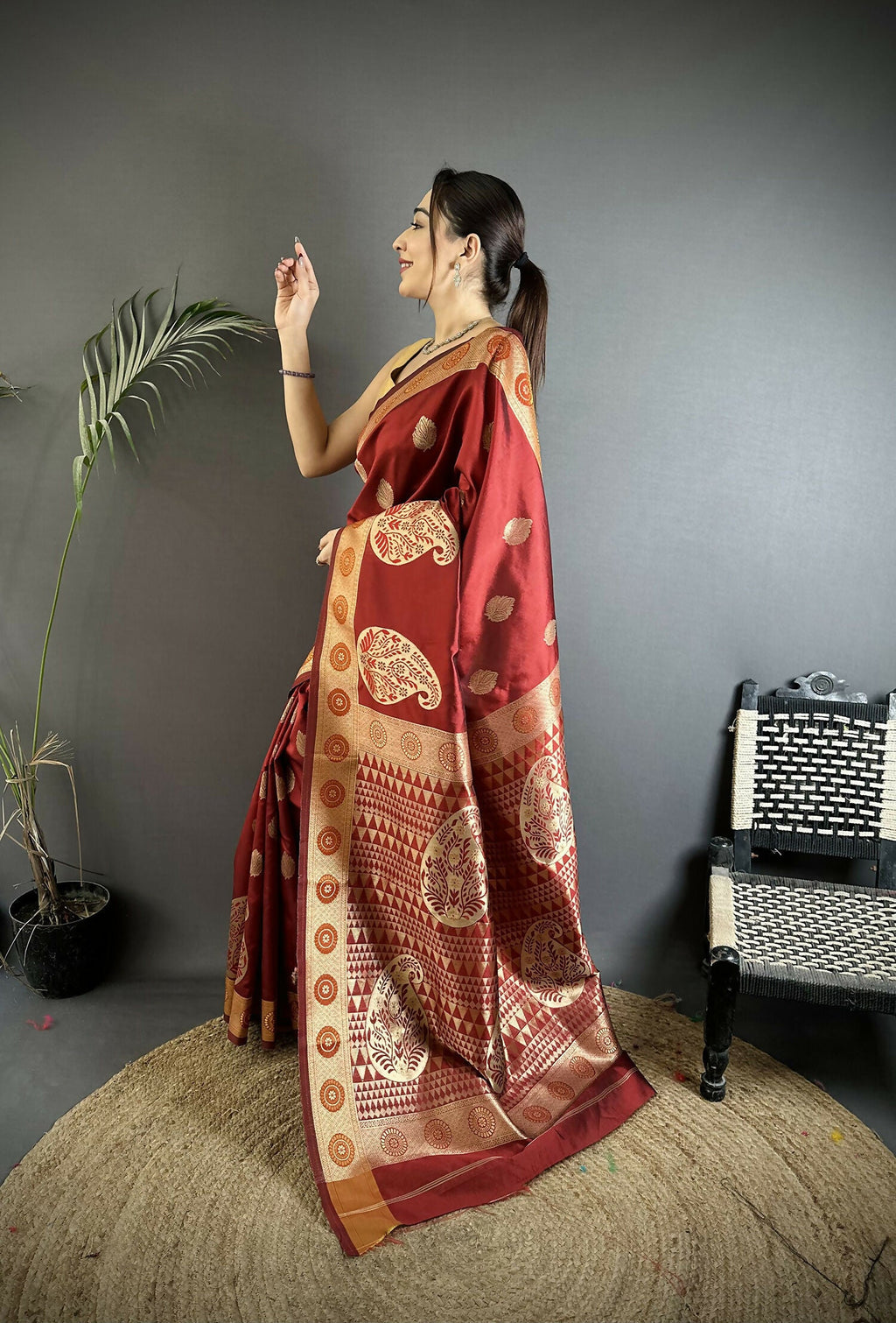 Joban Fashion Maroon Paisley Soft Silk Banarasi Saree | Grocsy
