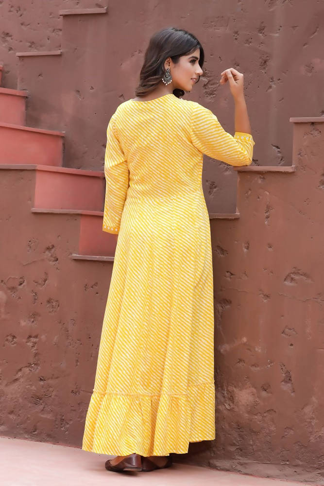 Yufta Women Yellow & White Leheriya Printed Kurta With Coffee Bean Shell Detail | Grocsy