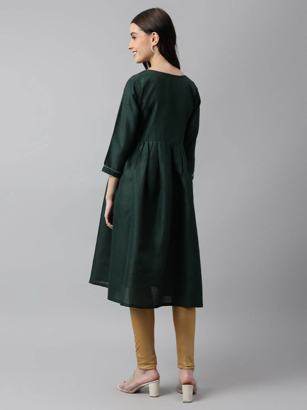 Green Poly Cotton Solid Nayra Cut Kurta - Tirtha | Grocsy