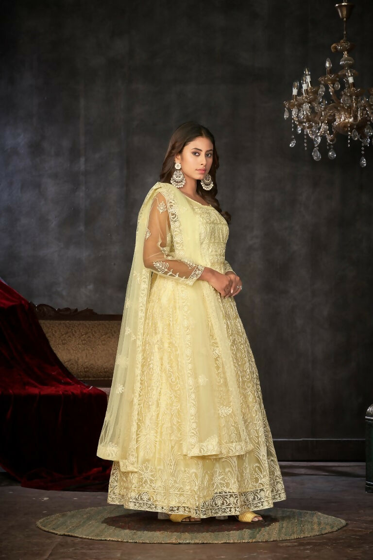 Jyoti Fashion Women's Cream Net Embroidered Anarkali Kurta Pant Set With Dupatta | Grocsy