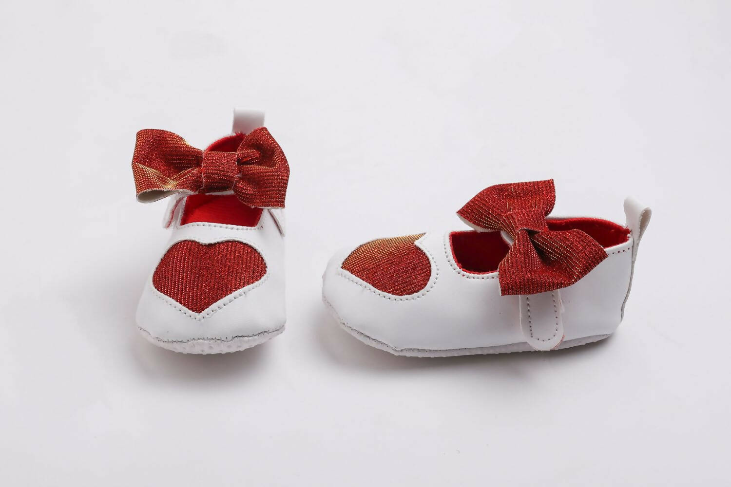 Tiny Bugs Girls Heart Bow Detailing Booties - White & Red | Grocsy