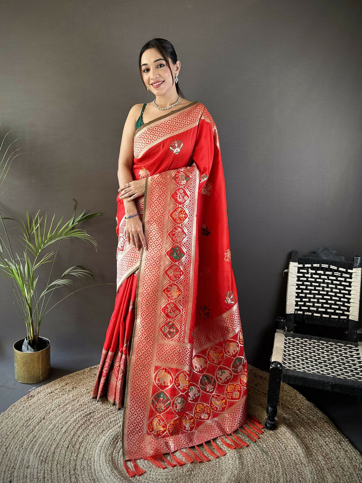 Joban Fashion Red Elephant & Floral Motifs Soft Lichi Silk Banarasi Saree | Grocsy