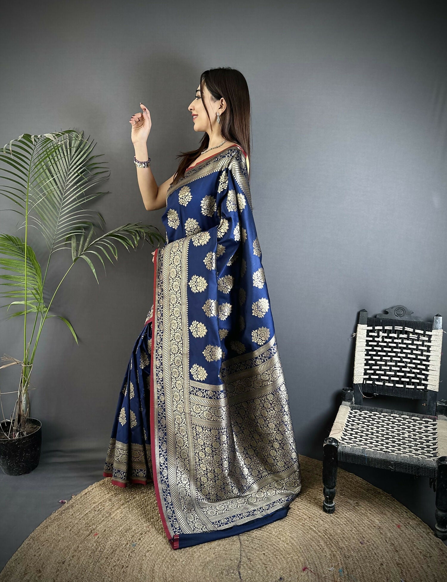 Joban Fashion Navy Blue Ethnic Floral Motifs Soft Lichi Silk Banarasi Saree | Grocsy