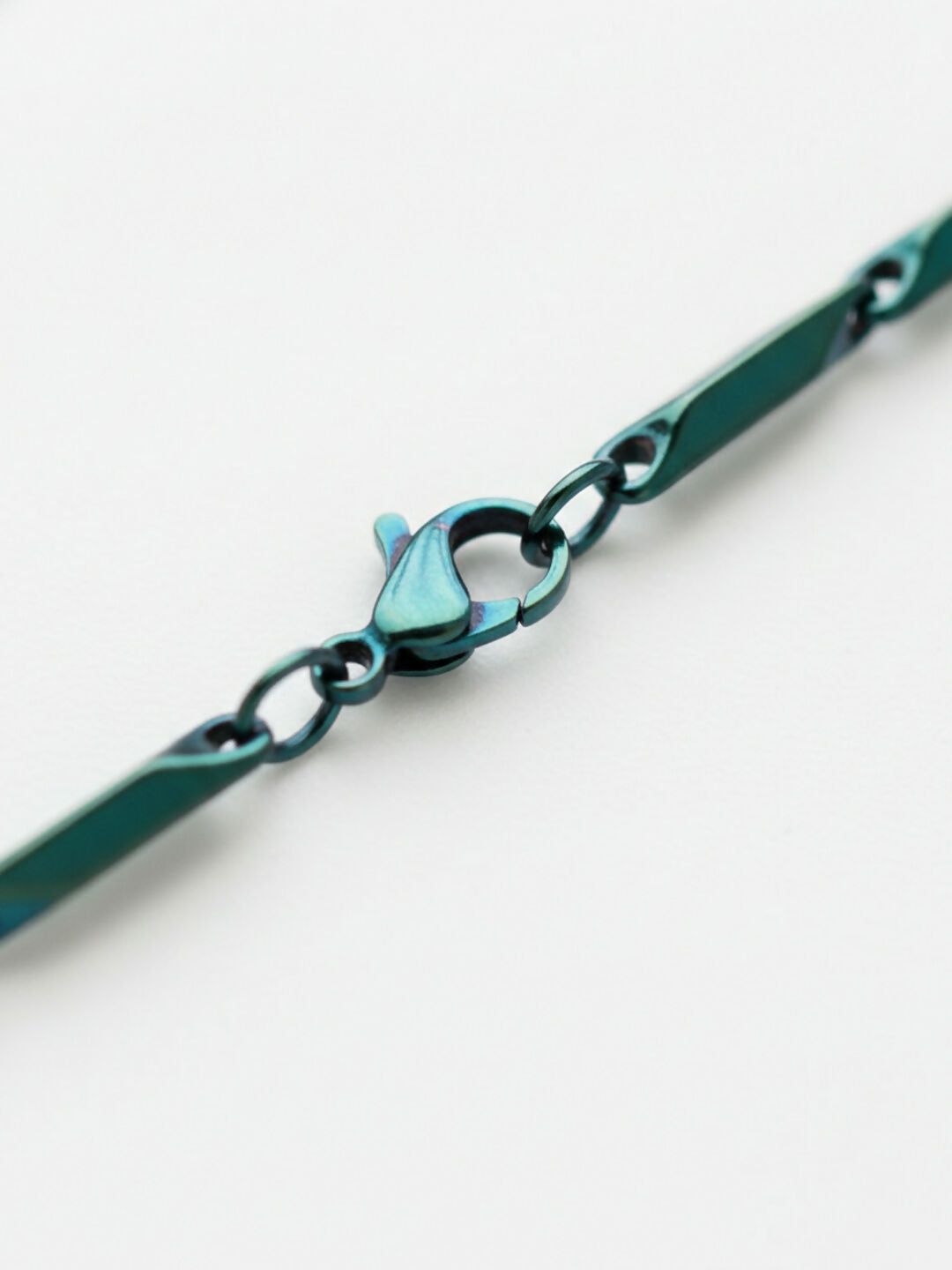 NVR Men's Handcrafted Green Rhodium Plated Chain | Grocsy