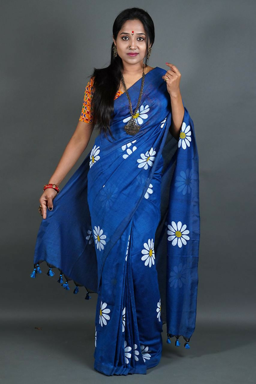 Exclusive Collection Blue Pure Cotton Saree With Sunflower Design | Grocsy