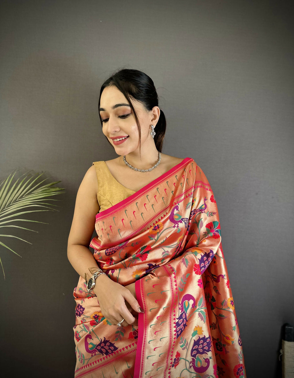 Joban Fashion Reddish Pink Peacocks Flowers & Leaves Soft Silk Paithani Saree | Grocsy