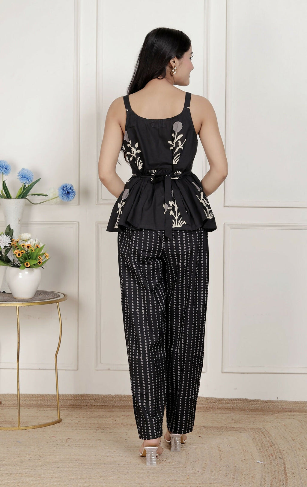 Miravan Womens Floral Printed Black Pure Cotton Kurti With Palazzo | Grocsy