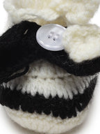 Chutput Kids Woollen Hand Knitted Self Desgin Booties - Cream | Grocsy