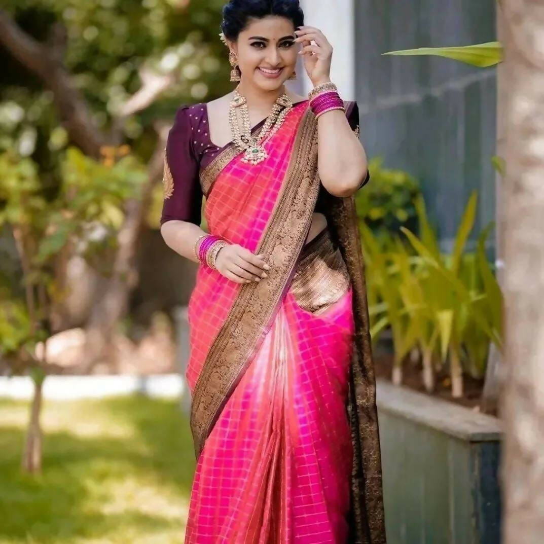 DEIANA'S Beautiful Designer Golden zari Soft Lichi Silk Saree - Pink | Grocsy
