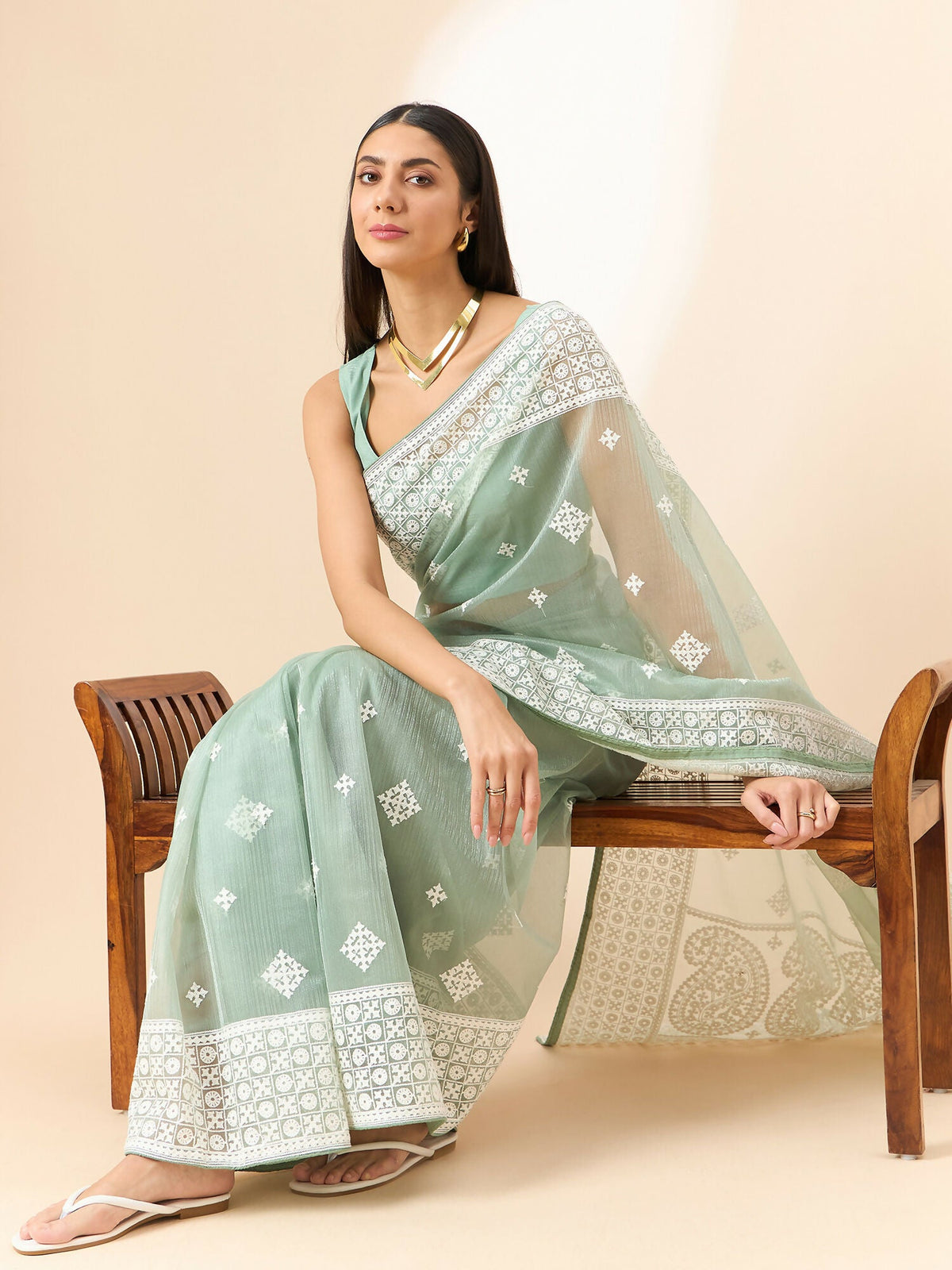 Green Organza Geometric Embroidered Saree with Unstitched Blouse Piece - Roozal | Grocsy