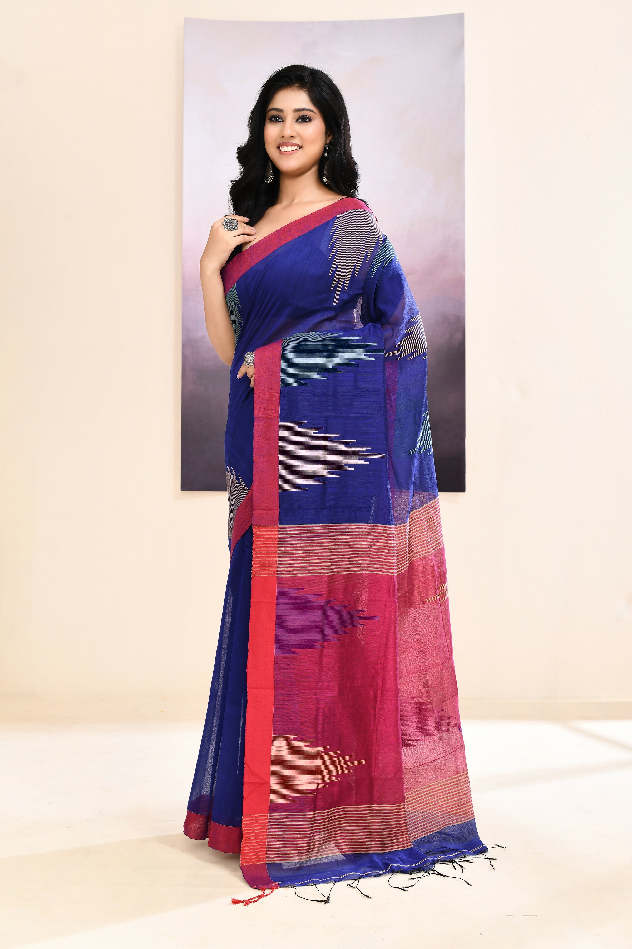 Piyari Fashion Women's Blue Temple Border Embellished Cotton Blend Jamdani Saree | Grocsy