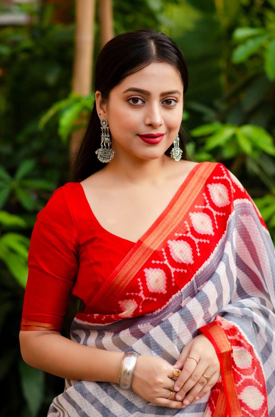 Grey Polycotton Ethnic Motifs Saree with Unstitched Blouse - A2M | Grocsy