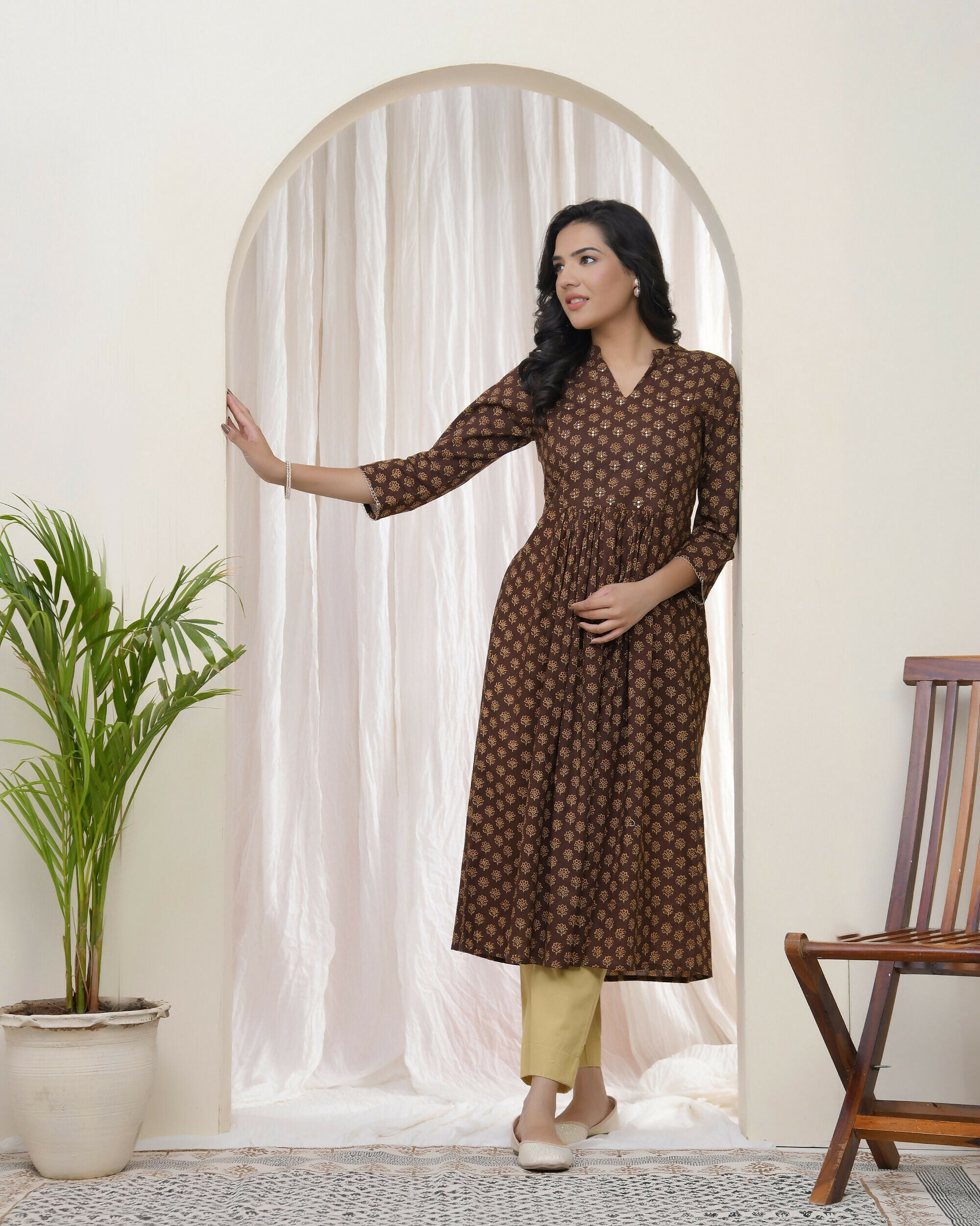 Vaasva Brown Boonta Cotton Printed Gathered Kurti With Pant | Grocsy