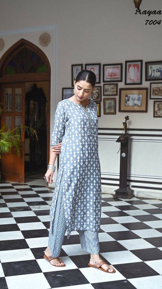 Aayaa Pure Muslin printed Kurti & Pant - Grey sky | Grocsy
