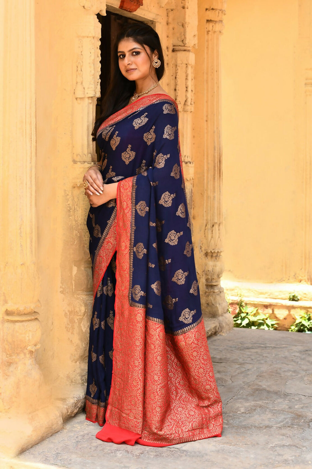 Joban Fashion Navy Blue Crepe Chiffon Pure Handloom Banarasi Silk Saree | Grocsy