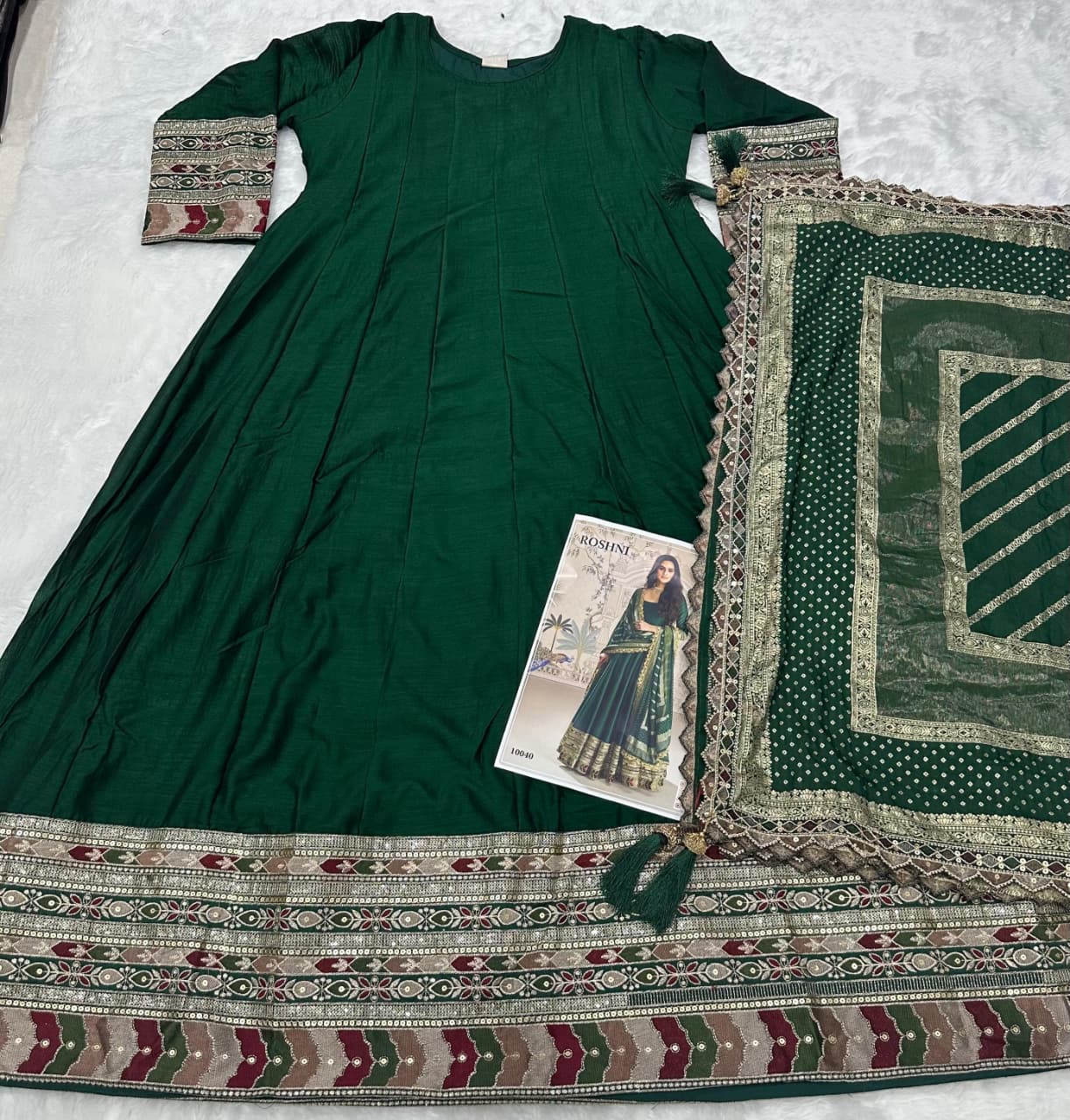 Aarshi Fashions Green Silk Wedding Gowns | Grocsy