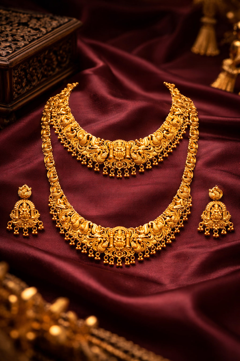 Jewel City Handcrafted Traditional Gold-Plated Temple Jewelry Set | Ethnic Bridal Lakshmi Necklace & Earrings for Women | Grocsy