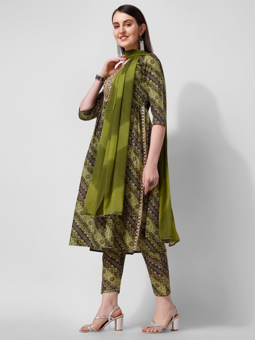 Green Printed Straight Cut Kurta With Cotton Pant Set, Multicolor - Hiral Fashion | Grocsy